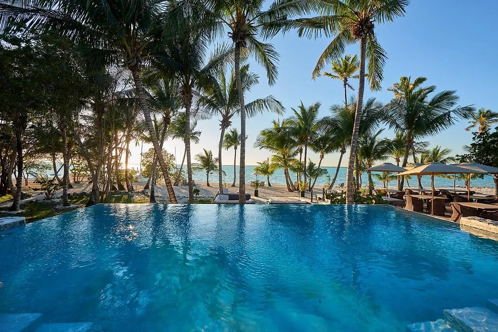 Tiamo Resort Kemps Bay