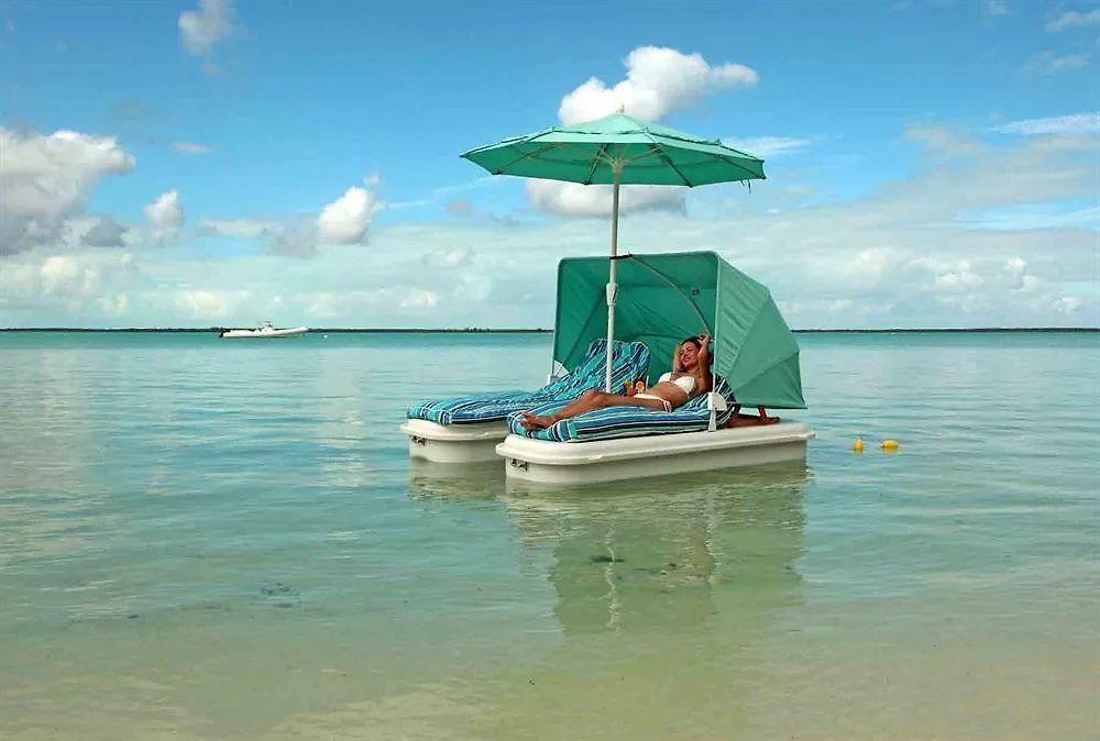 Tiamo Resort Kemps Bay