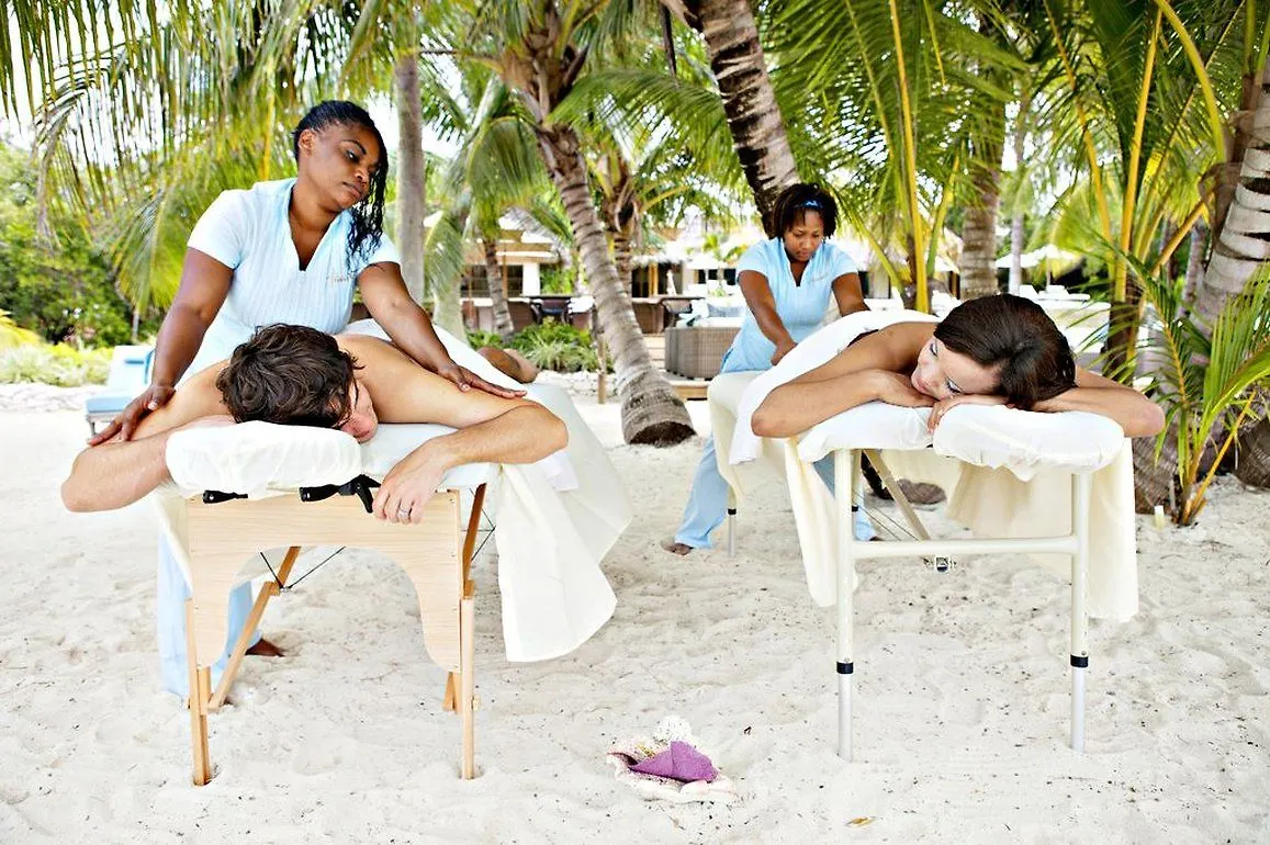 Tiamo Resort Kemps Bay 5*,