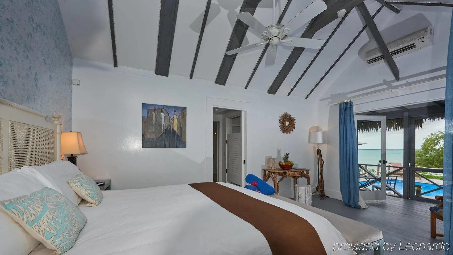 Tiamo Resort Kemps Bay